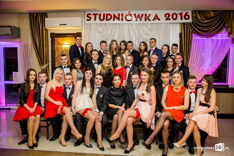 Podróż w czasie. Studniówka "Rubinka" (zdjęcia, wideo)