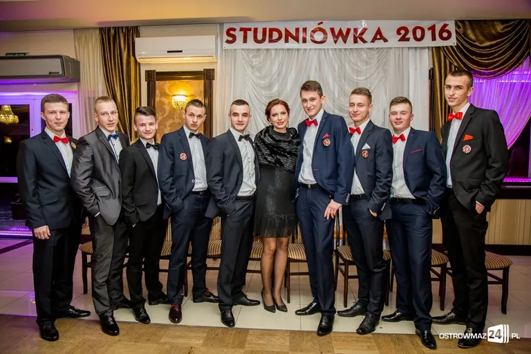 Podróż w czasie. Studniówka "Rubinka" (zdjęcia, wideo)