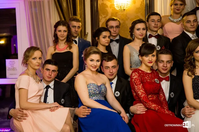 Podróż w czasie. Studniówka "Rubinka" (zdjęcia, wideo)
