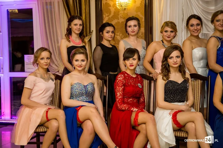 Podróż w czasie. Studniówka "Rubinka" (zdjęcia, wideo)