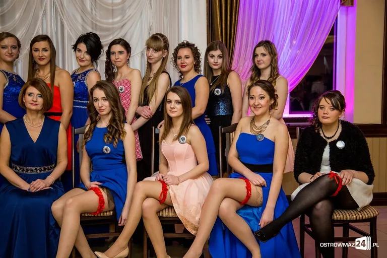 Podróż w czasie. Studniówka "Rubinka" (zdjęcia, wideo)
