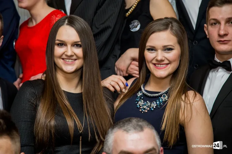 Podróż w czasie. Studniówka "Rubinka" (zdjęcia, wideo)