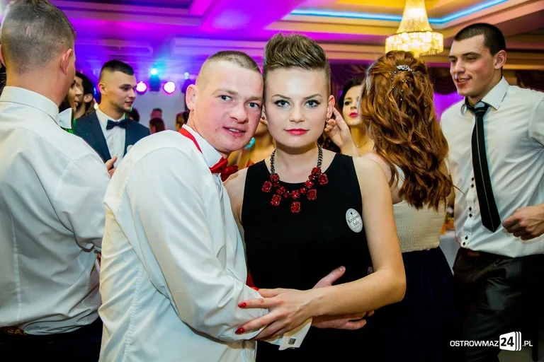 Podróż w czasie. Studniówka "Rubinka" (zdjęcia, wideo)