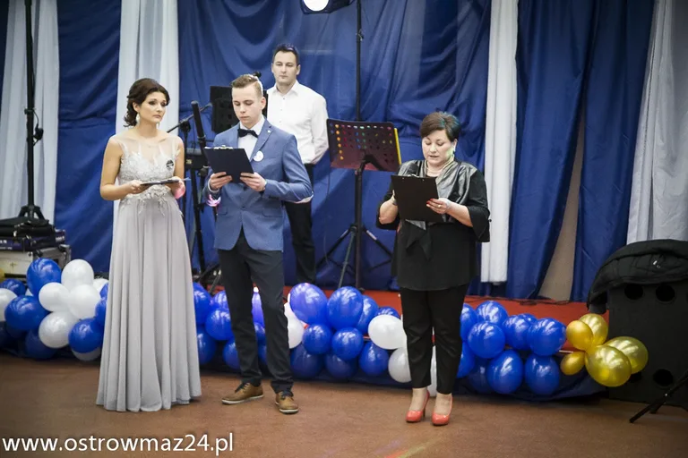 Studniówkę czas zacząć! W sobotę bal Zespołu Szkół w Małkini Górnej