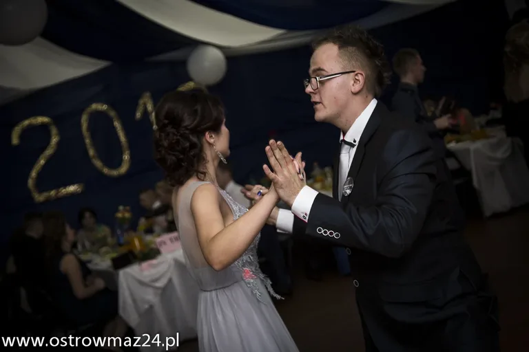Studniówkę czas zacząć! W sobotę bal Zespołu Szkół w Małkini Górnej