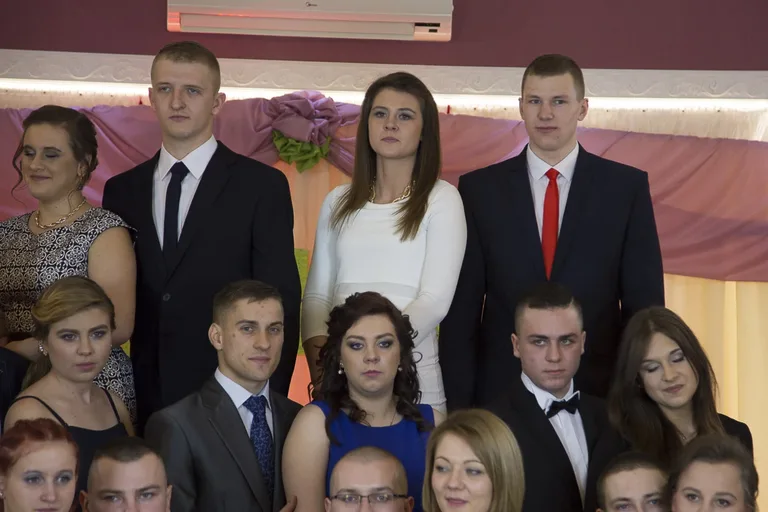 Studniówka ZS CKR w Starym Lubiejewie - jak to było w zeszłym roku?