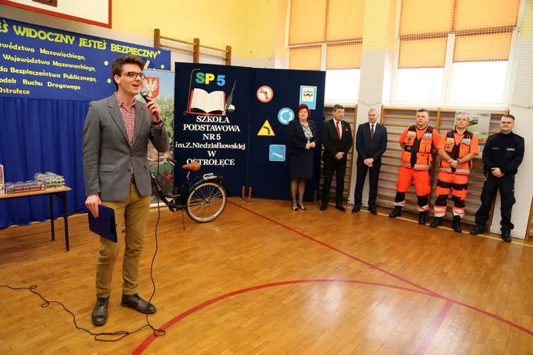 Kolejni uczniowie chcą być bezpieczni (zdjęcia, wideo)