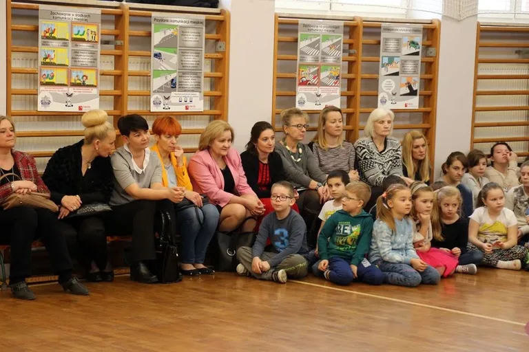 Kolejni uczniowie chcą być bezpieczni (zdjęcia, wideo)