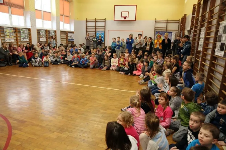 Kolejni uczniowie chcą być bezpieczni (zdjęcia, wideo)