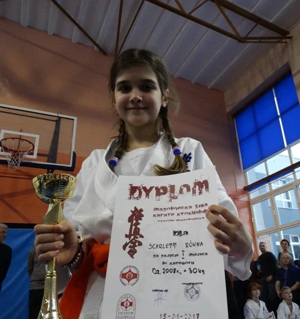 Scarlett Równa ze złotem w Mazowieckiej Lidze Karate (zdjęcia)