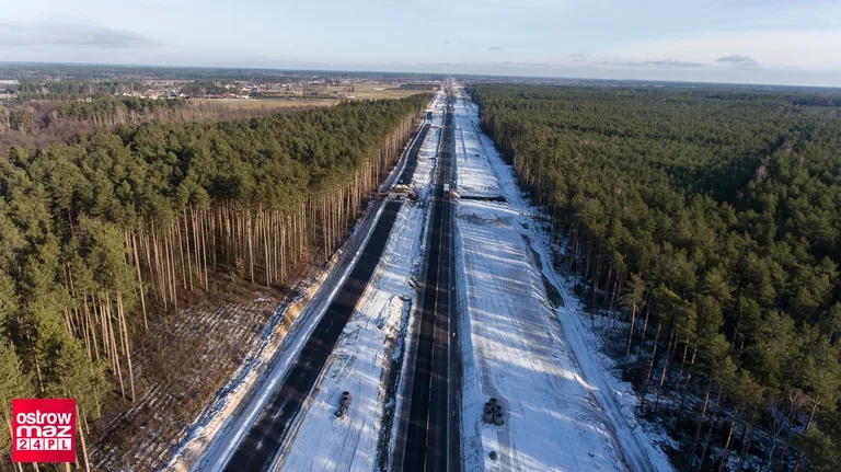 Budowa drogi ekspresowej S8 z lotu ptaka (zdjęcia, wideo)