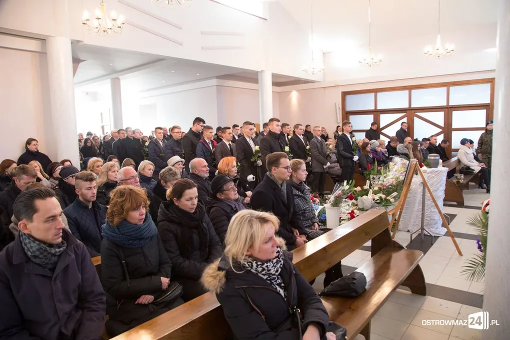 Ostatnia droga śp. Piotra Dudka (zdjęcia)