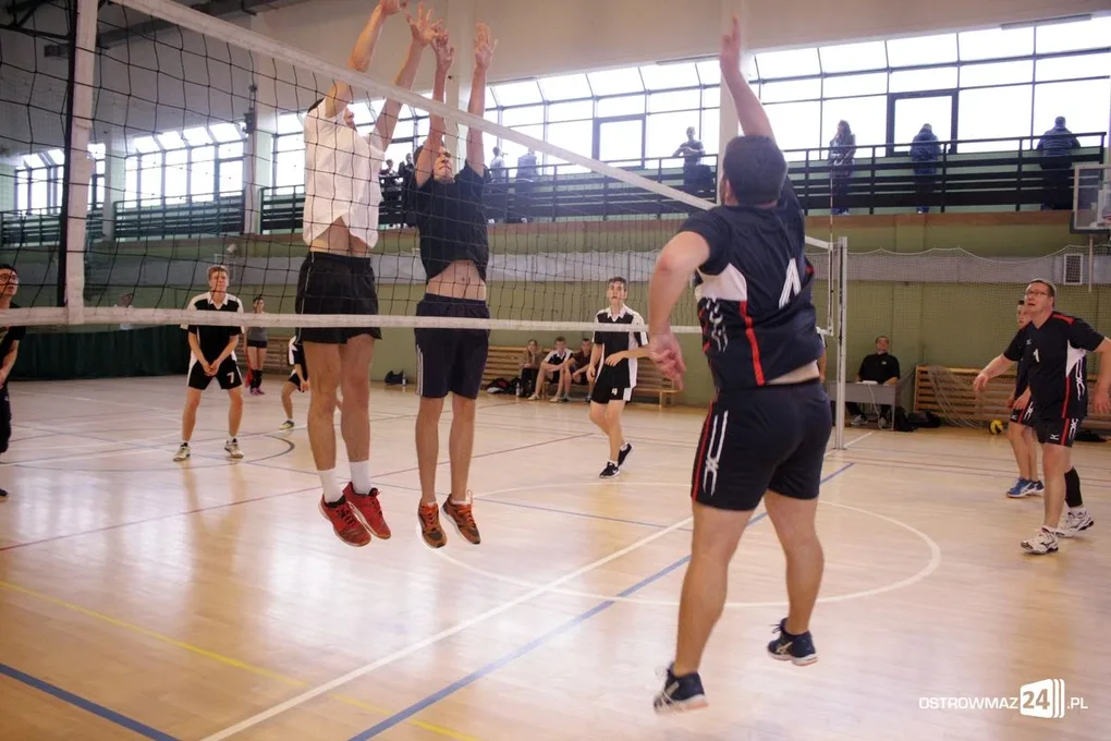 Wystartowała Liga Siatkarzy Amatorów (zdjęcia)