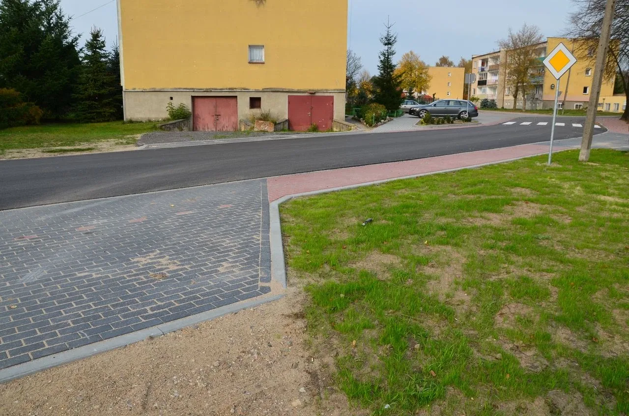 Małkinia Górna: ul. Kolejowa przebudowana (zdjęcia)