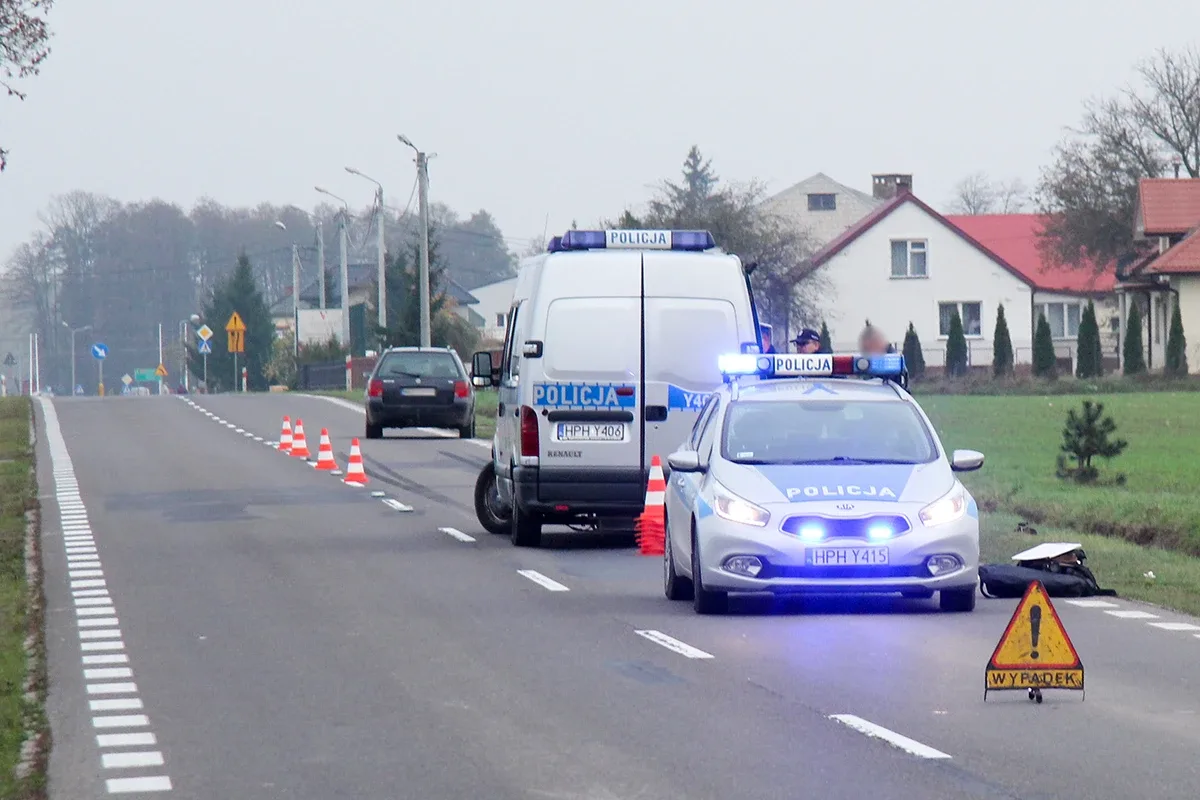 Kolejny wypadek na drodze wojewódzkiej nr 627. Utrudnienia w ruchu (zdjęcia)