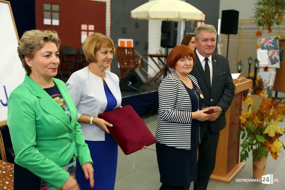 Uroczysta gala z okazji Dnia Edukacji Narodowej (zdjęcia, wideo)