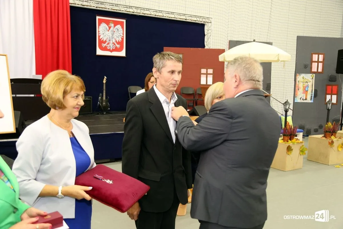 Uroczysta gala z okazji Dnia Edukacji Narodowej (zdjęcia, wideo)