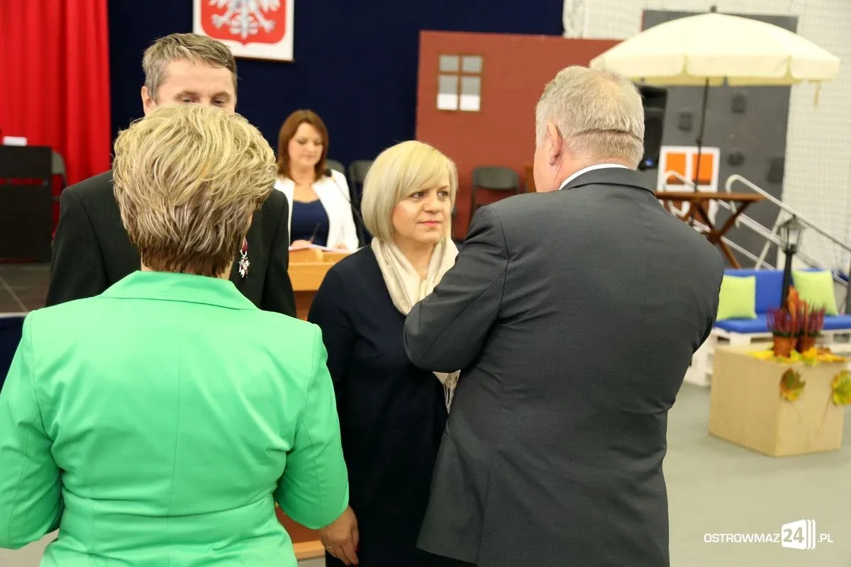 Uroczysta gala z okazji Dnia Edukacji Narodowej (zdjęcia, wideo)