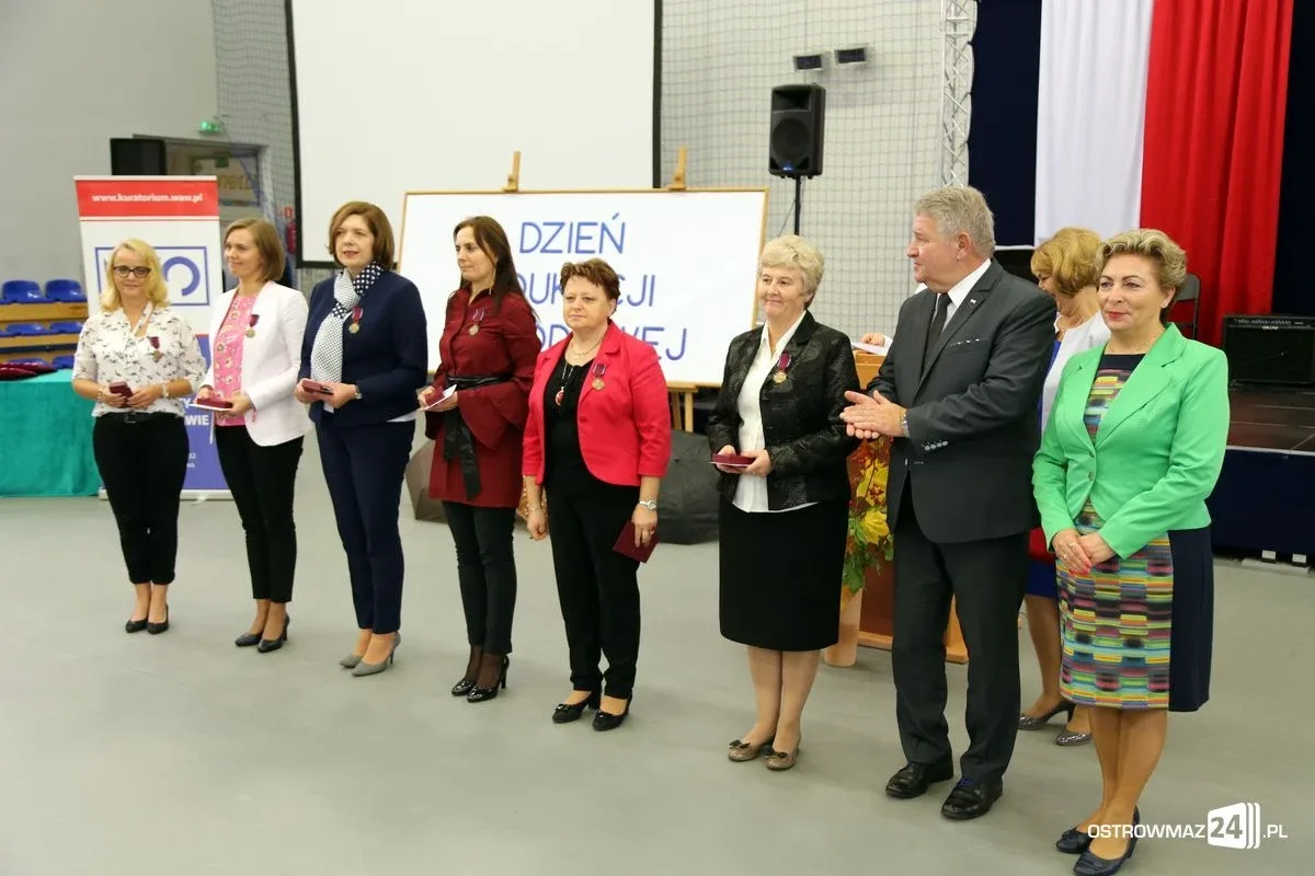 Uroczysta gala z okazji Dnia Edukacji Narodowej (zdjęcia, wideo)