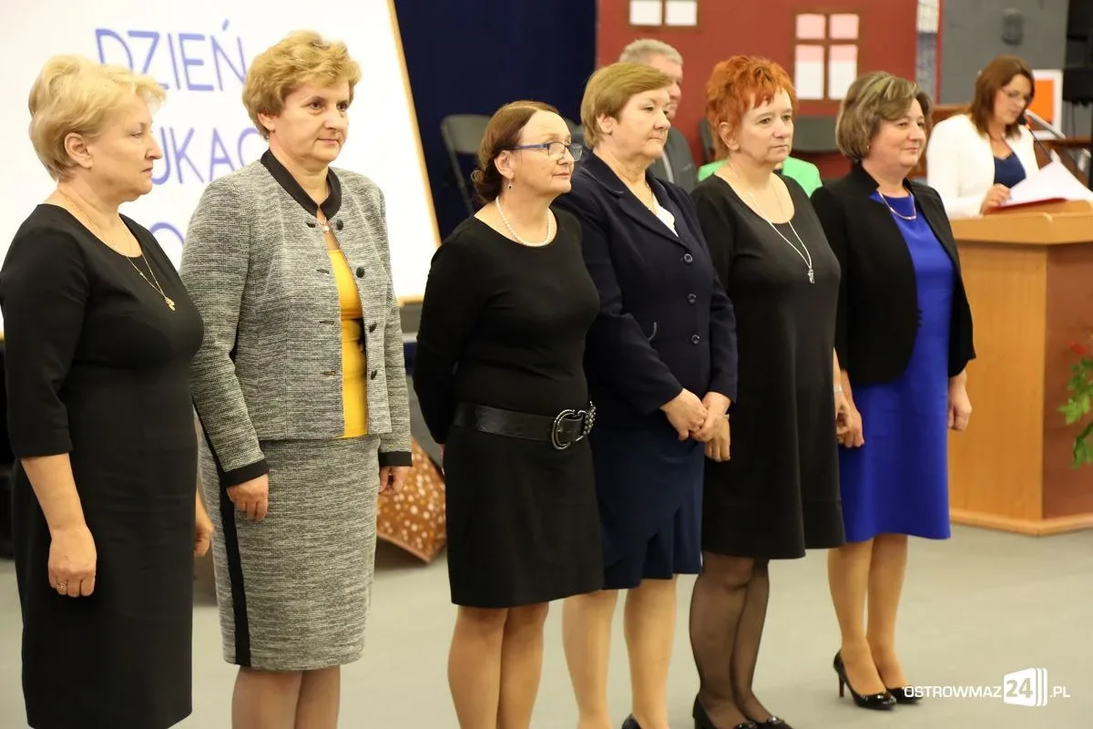 Uroczysta gala z okazji Dnia Edukacji Narodowej (zdjęcia, wideo)