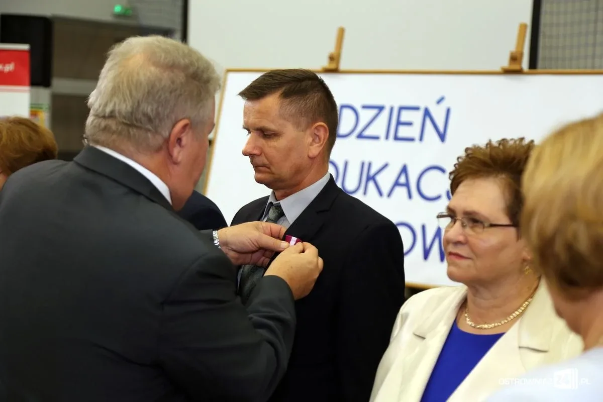Uroczysta gala z okazji Dnia Edukacji Narodowej (zdjęcia, wideo)