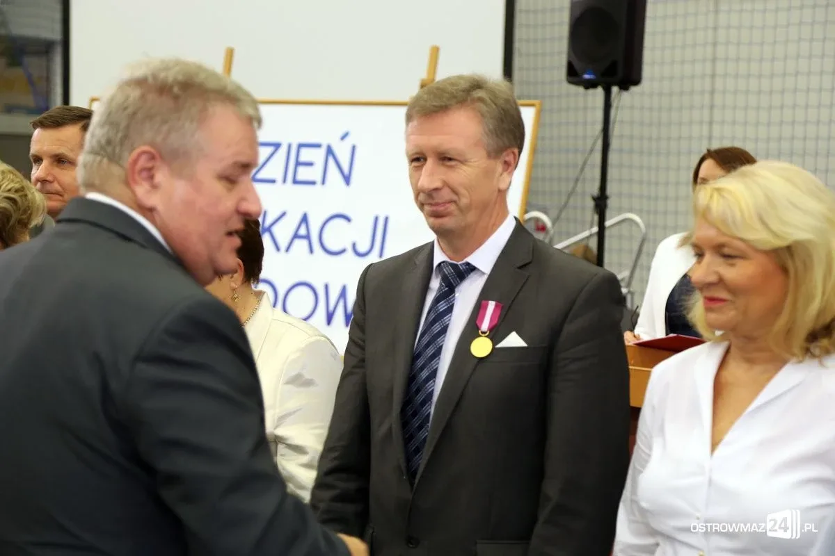 Uroczysta gala z okazji Dnia Edukacji Narodowej (zdjęcia, wideo)