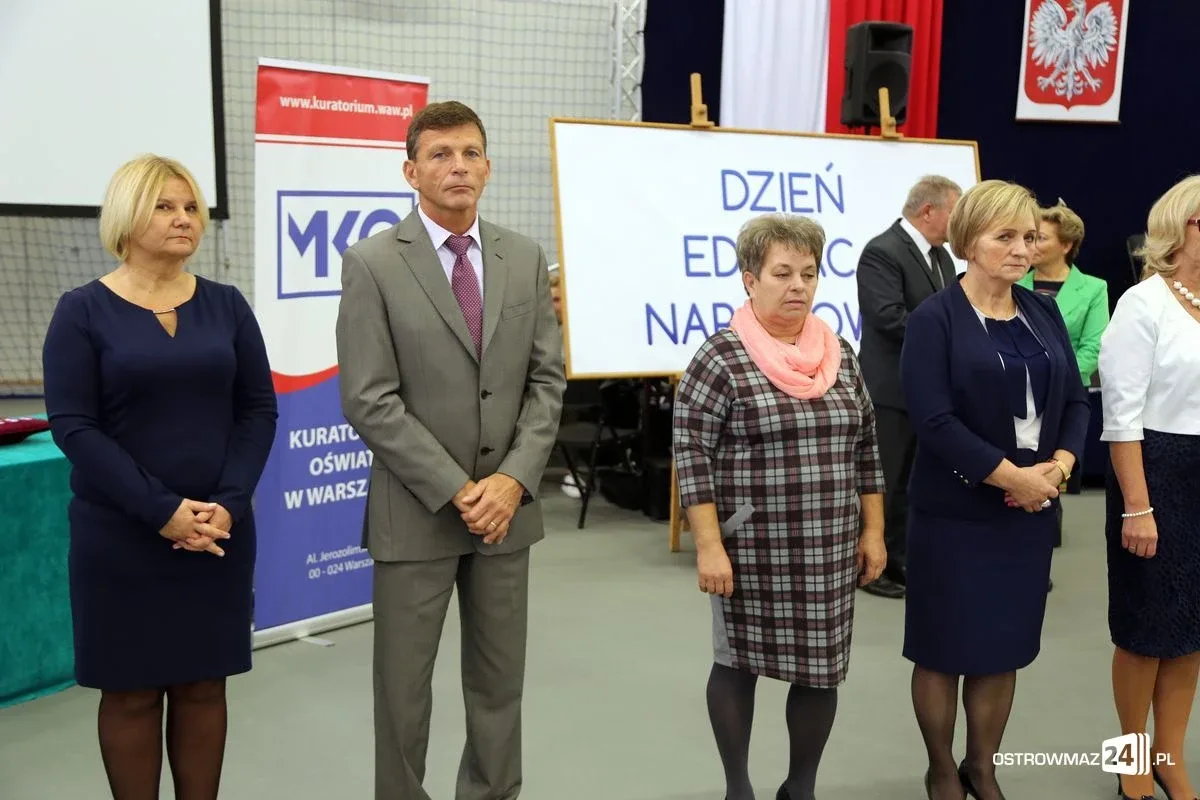 Uroczysta gala z okazji Dnia Edukacji Narodowej (zdjęcia, wideo)