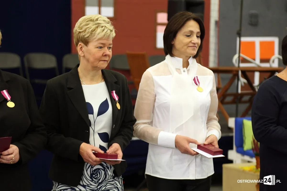 Uroczysta gala z okazji Dnia Edukacji Narodowej (zdjęcia, wideo)