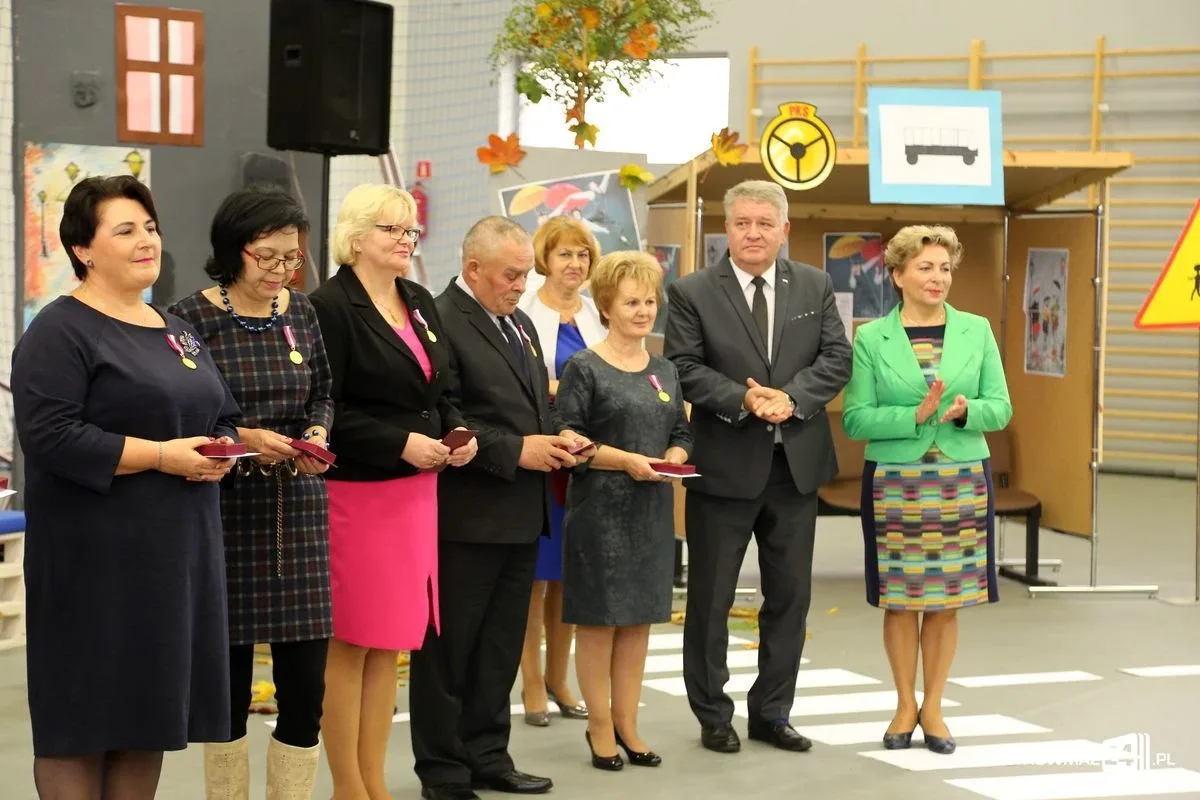 Uroczysta gala z okazji Dnia Edukacji Narodowej (zdjęcia, wideo)