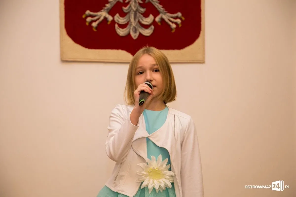 Miejskie obchody Dnia Edukacji Narodowej (zdjęcia, wideo)