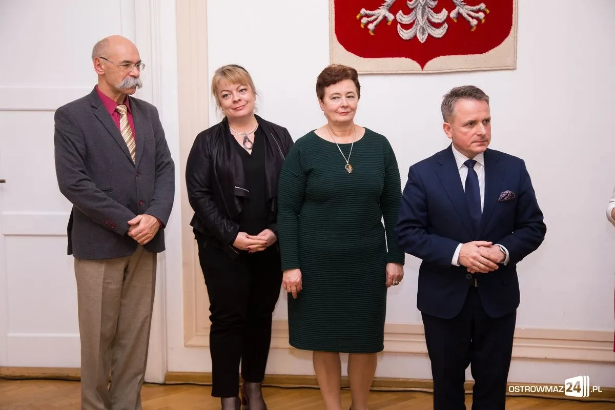 Miejskie obchody Dnia Edukacji Narodowej (zdjęcia, wideo)