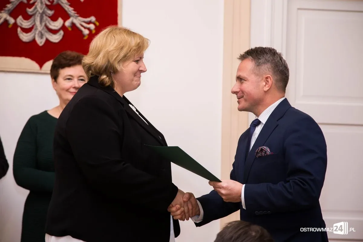 Miejskie obchody Dnia Edukacji Narodowej (zdjęcia, wideo)