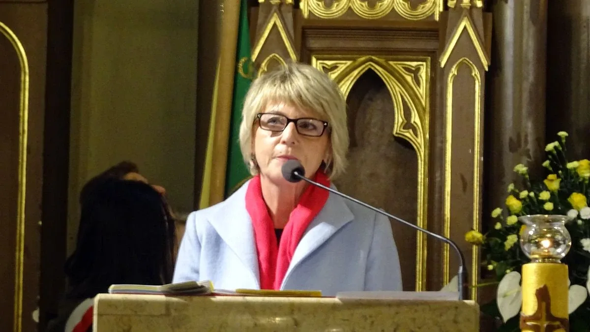 "Idźmy naprzód z nadzieją". Obchody Dnia Papieskiego w Ostrowi Mazowieckiej (zdjęcia)