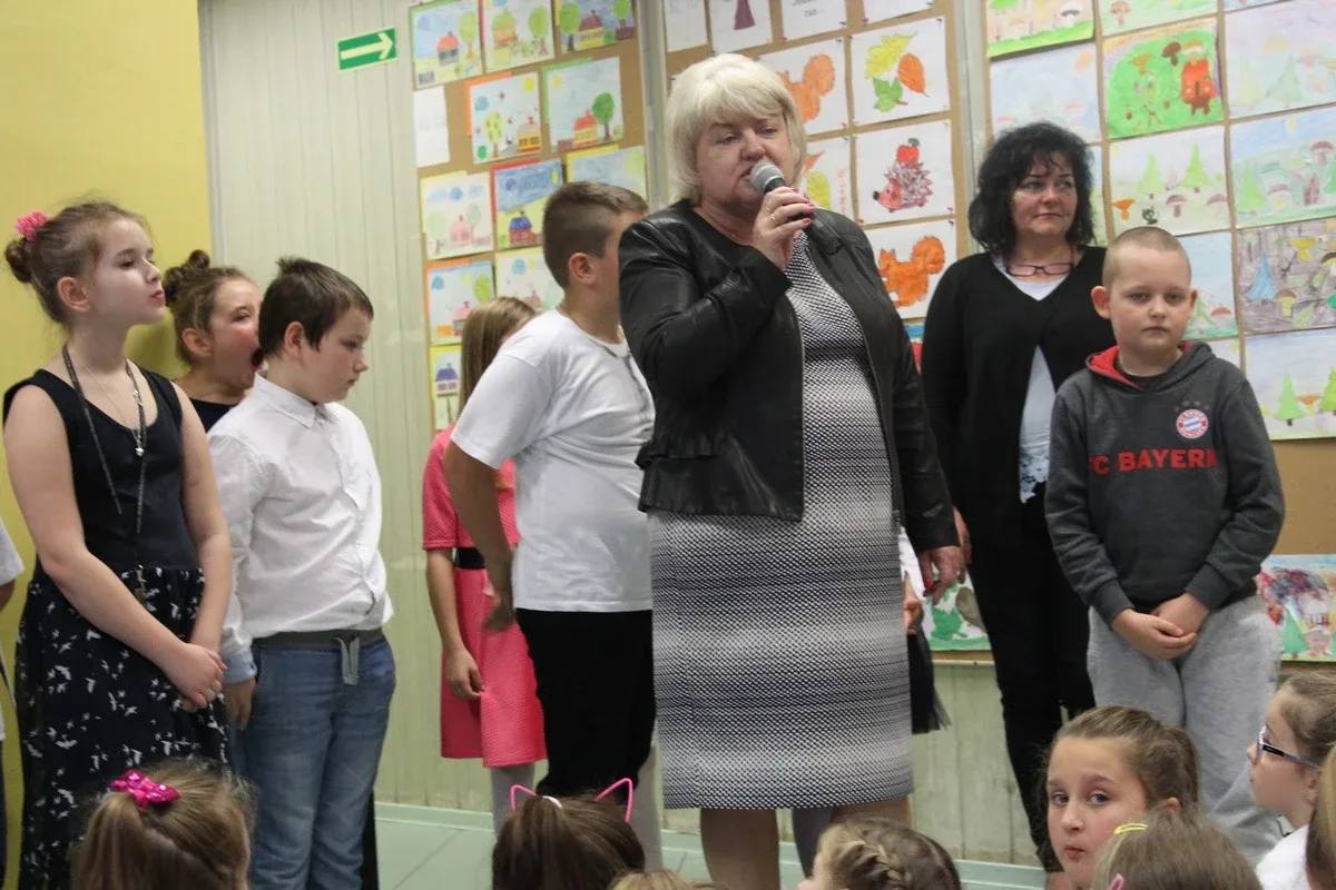 Święto nauczycieli w SP nr 1 (zdjęcia)