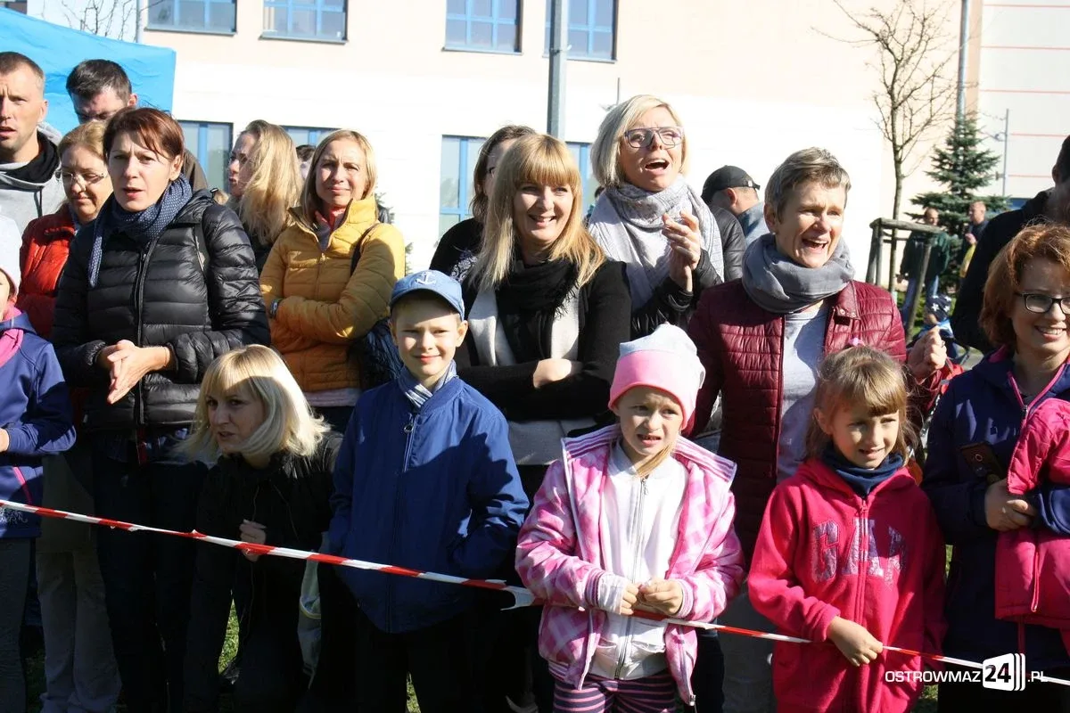Szkolne mistrzostwa miasta w indywidualnych biegach przełajowych (zdjęcia)