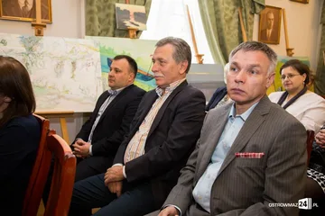 Miejskie obchody Dnia Edukacji Narodowej (zdjęcia, wideo)