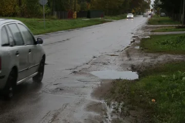 Czytelnik pyta: kiedy remont ulicy Sikorskiego? (zdjęcia)