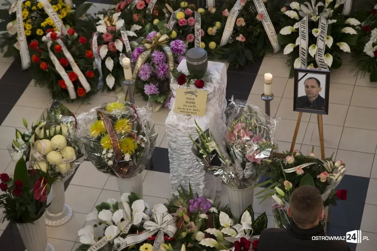 Ostatnia droga śp. Piotra Dudka (zdjęcia)