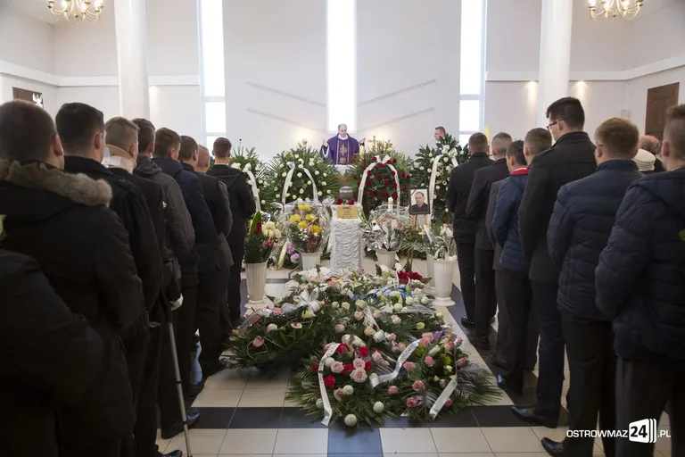 Ostatnia droga śp. Piotra Dudka (zdjęcia)