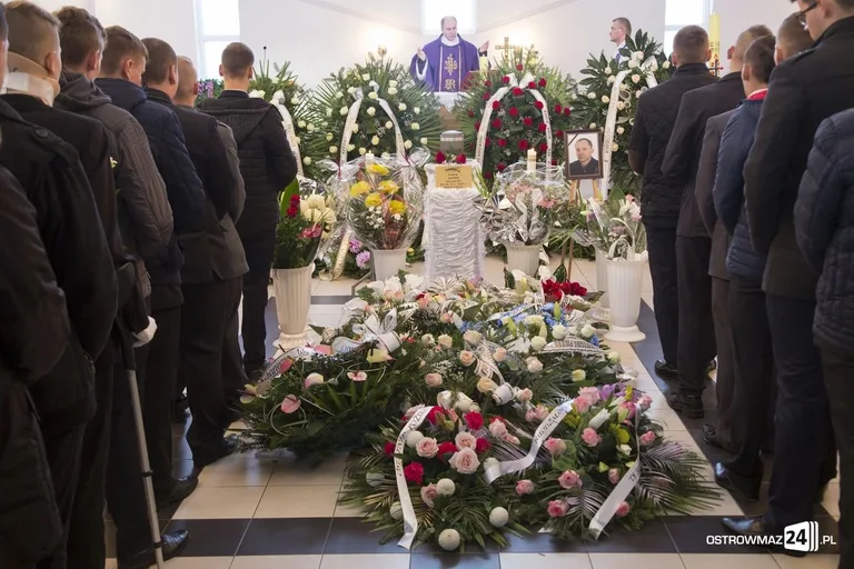 Ostatnia droga śp. Piotra Dudka (zdjęcia)
