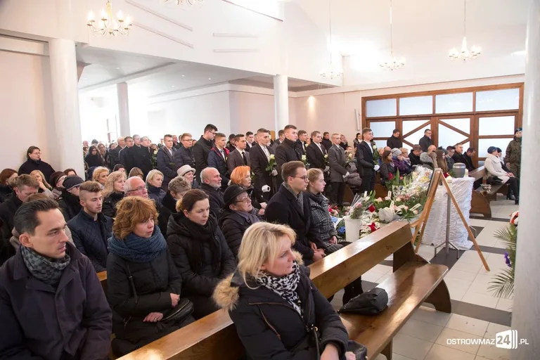 Ostatnia droga śp. Piotra Dudka (zdjęcia)