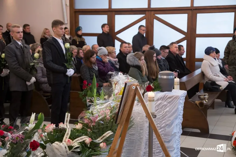 Ostatnia droga śp. Piotra Dudka (zdjęcia)