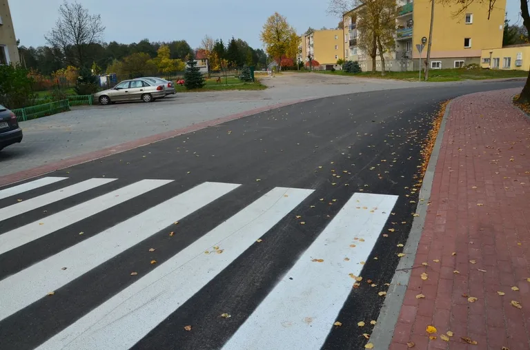 Małkinia Górna: ul. Kolejowa przebudowana (zdjęcia)