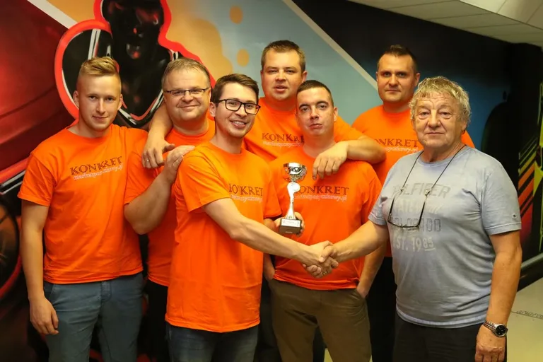 Kręglarze z kolejnym triumfem (zdjęcia, wideo)