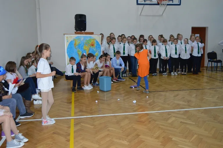 Dzień Edukacji Narodowej w ostrowskiej "Trójce" (zdjęcia)