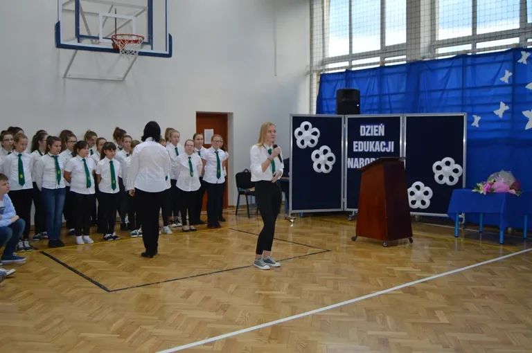 Dzień Edukacji Narodowej w ostrowskiej "Trójce" (zdjęcia)