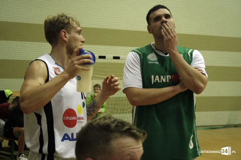 Nieskuteczny Sokół bez punktów (zdjęcia)