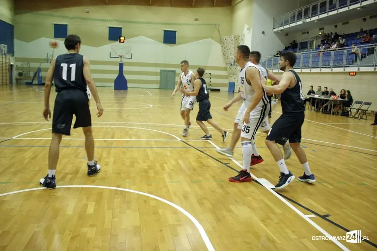 Nieskuteczny Sokół bez punktów (zdjęcia)