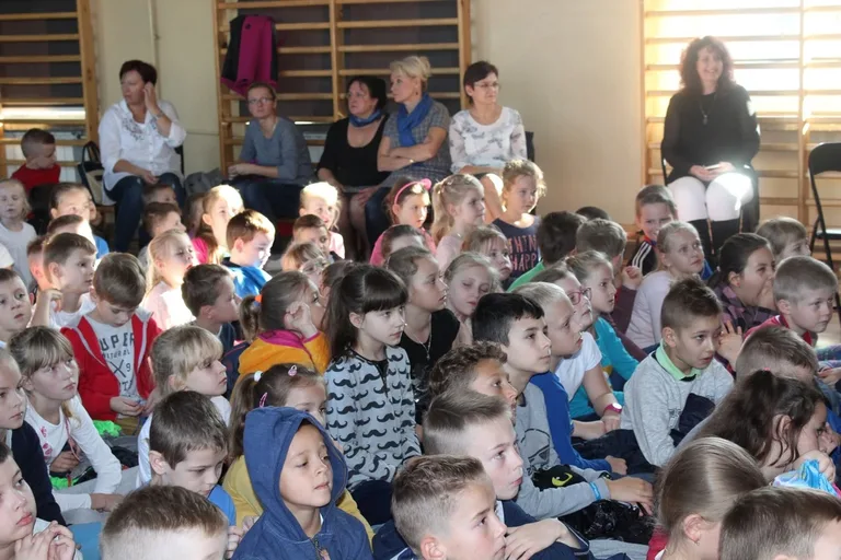 Najmłodsi w hołdzie papieżowi (zdjęcia)