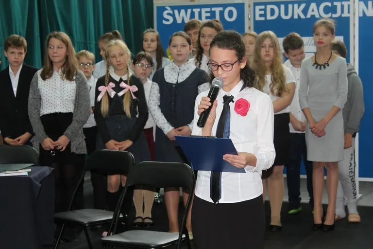 Święto nauczycieli w "Jedynce" (zdjęcia)